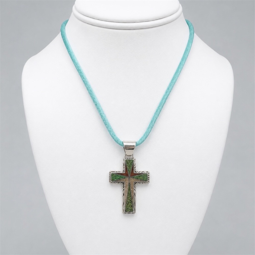 Carolyn Pollack Relios 925 Sterling Silver Turquoise Cross Pendant Necklace